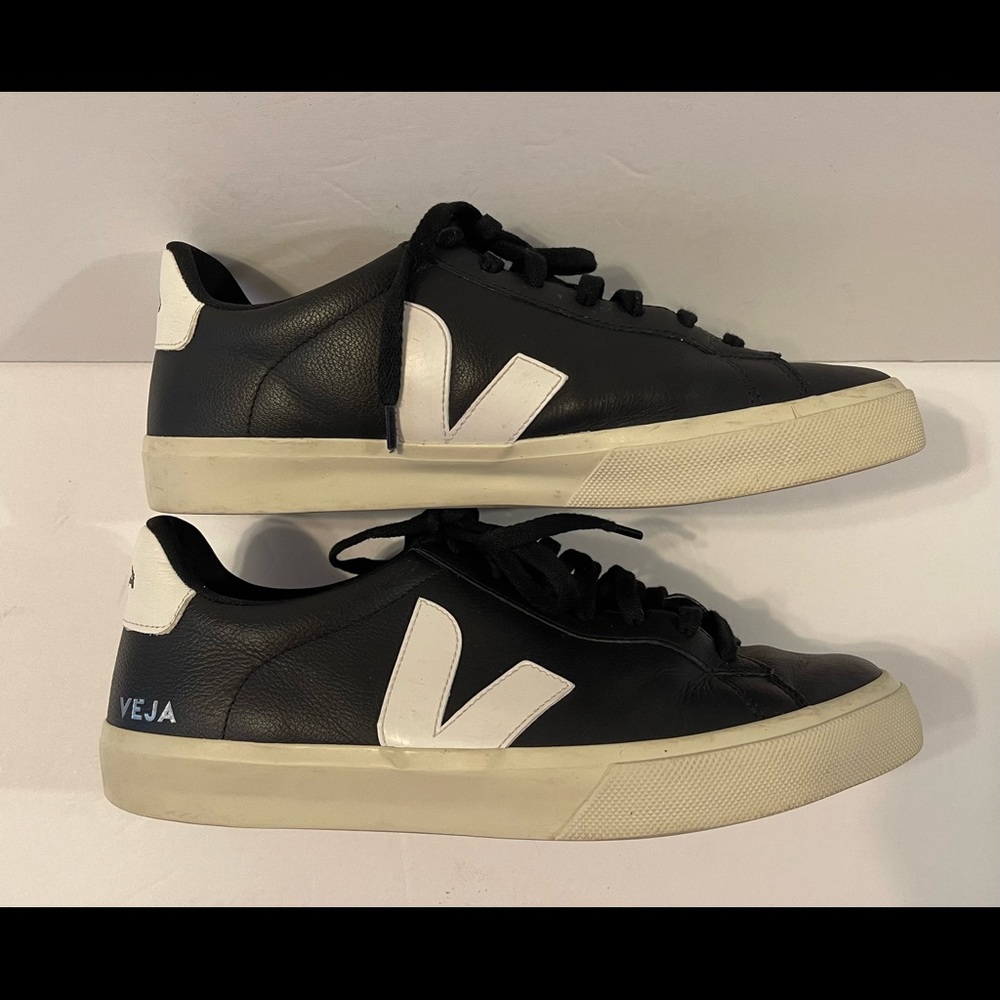 VEJA V-10 Training Mens Black / White Size 11 - Picture 3 of 13